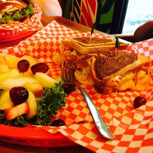 Patty Melt with Fruit