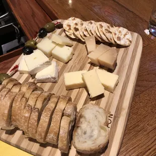 Cheese plate for 3