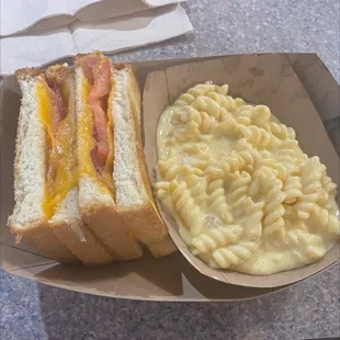 Make your own cheesy: tomato, bacon, and cheddar with Mac &amp; cheese