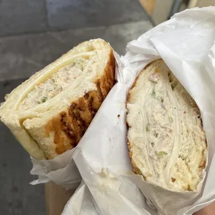 Tuna melt
