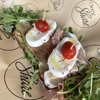 Prosciutto Toast