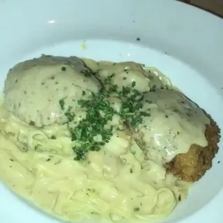 Crabcake and Shrimp Alfredo**