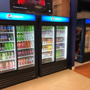 Drink selection (Diet Coke and Diet Pepsi- otherwise full calorie)