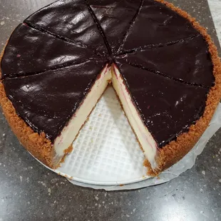 Black Raspberry Chambord Cheesecake