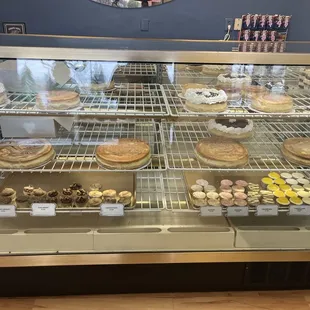 Full size Cheesecakes