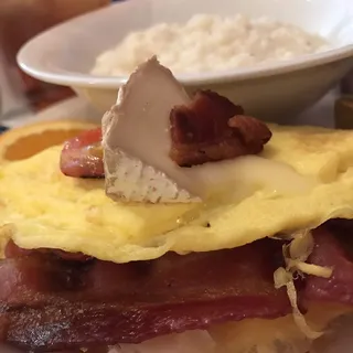 Bacon Tomato & Brie Omelet