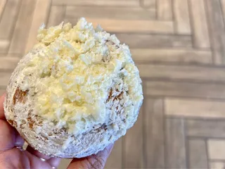 Bacio Di Latte
