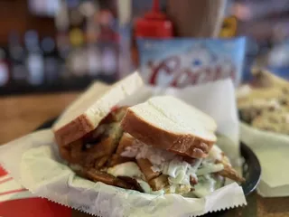 Lucky's Sandwich Company