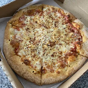 Quatro Formaggio Pizza. I added the ground chili flakes when I got home.