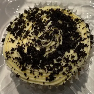 Oreo Cheesecake Cupcake