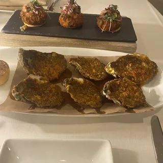 HH CRAB CAKES