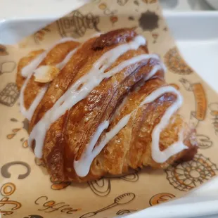 Guava croissant