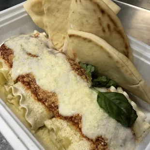 pasta dish, food, pasta