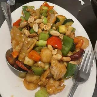 C4. / Kung Pao Chicken