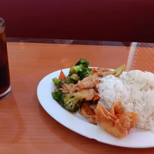 Broccoli Chicken lunch special