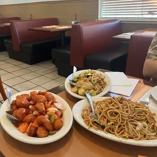 Sweet-and-sour chicken, cashew chicken and house chow mein also the crab meat fried wontons are awesome