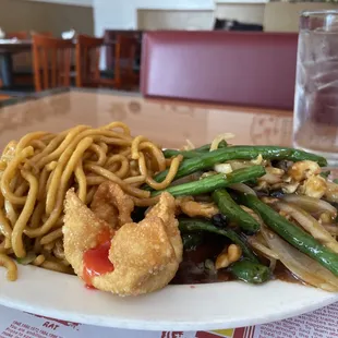L5. String Bean Chicken Lunch Special