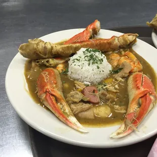 crab legs and rice