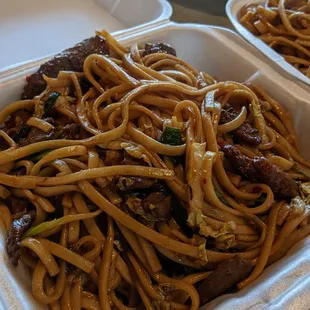 Beef Lo Mein