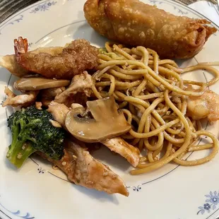 Mushroom chicken, shrimp chow mein, and snack pack.