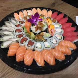 a plate of sushi