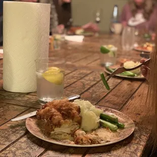 Southern Fried Chicken, Garlic mash