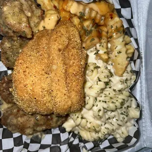 CHICKEN WING COMBO w/ PASTA &amp; SAUCED UP FRIES
