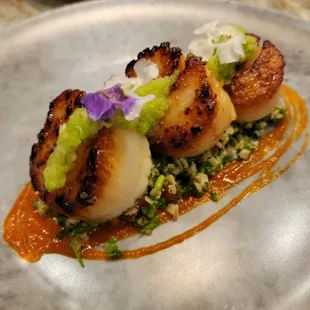 Scallop, tabbouleh, aji amarillo, yuzu jalapeno salsa