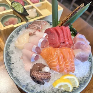 Large Sashimi Mix