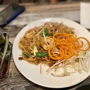 Pad thai