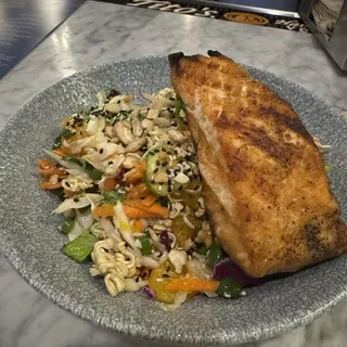 Crunchy Cashew Salad
