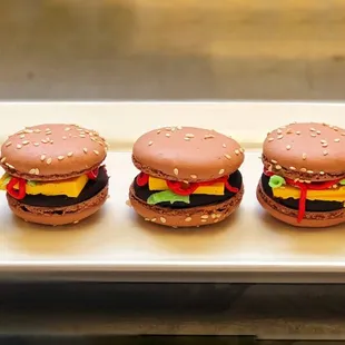 Burger Macarons