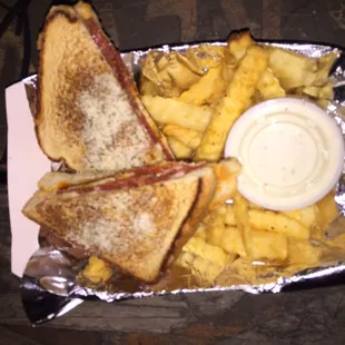 Pepperoni grilled cheese