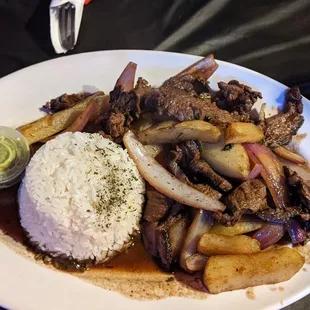 Lomo Saltado not good no flavor