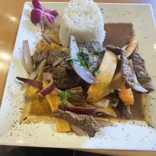 1. Lomo Saltado