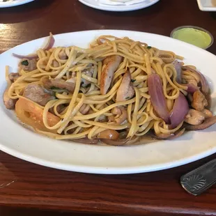 Saltado De Pollo