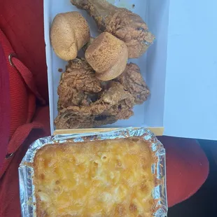 3 piece dark with macaroni and cheese