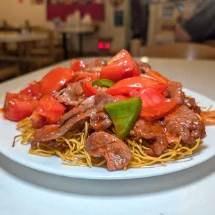 tomato beef crispy noodles $11.50