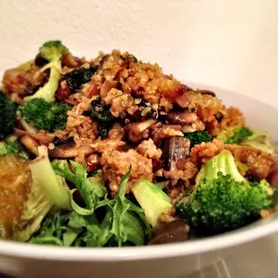 Mushroom Bulghur Wheat Broccoli Stir-Fry