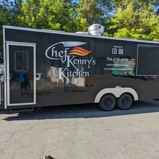 Trailer - side view