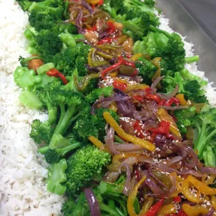 Sesame Chicken with Salted Steamed Broccoli... from our Catering Side ;)