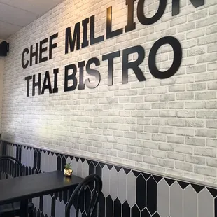 Inside the Bistro