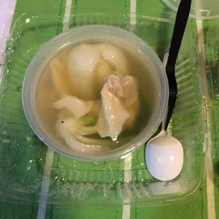 Wong ton soup