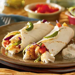 Fish tacos with yoghurt sauce. Highest rated meal Delivery Pescatarian Los Angeles &amp; Orange County