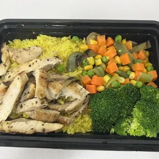 Grilled Chicken with Turmeric Rice &amp; Assorted Veggies