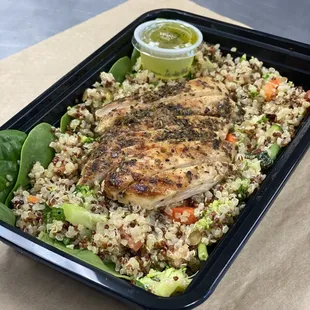Fit Meal Quinoa Pilaf with Grilled Chicken