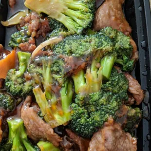 Beef Broccoli - pretty good.  The beef is a bit tough, but the broccoli is crisp and it&apos;s got a good brown sauce.