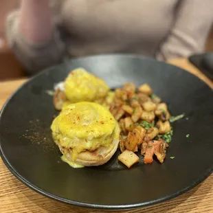 Eggs benedict
