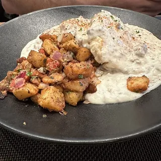 Country Biscuits & Gravy