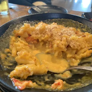 Lobster Macaroni & Cheese